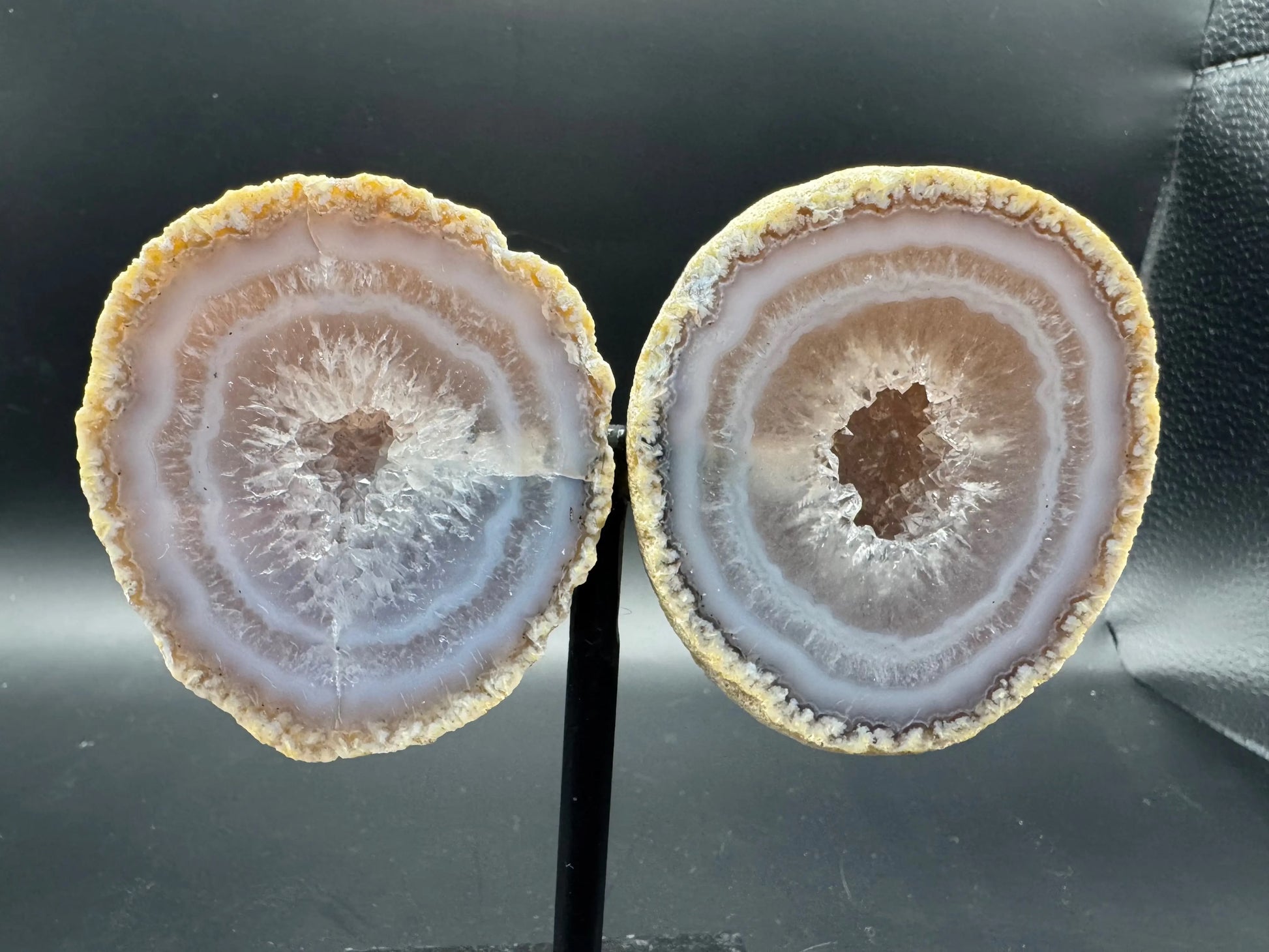 Agate geode Moonphase minerals