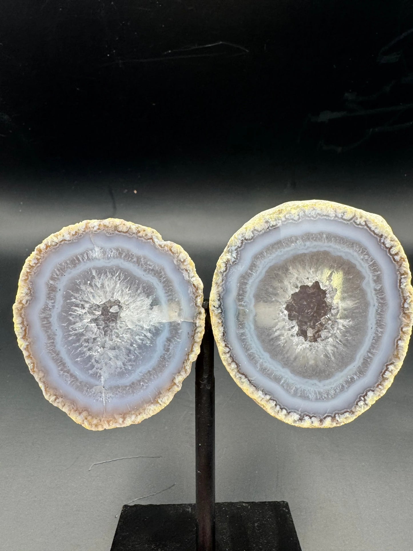 Agate geode Moonphase minerals